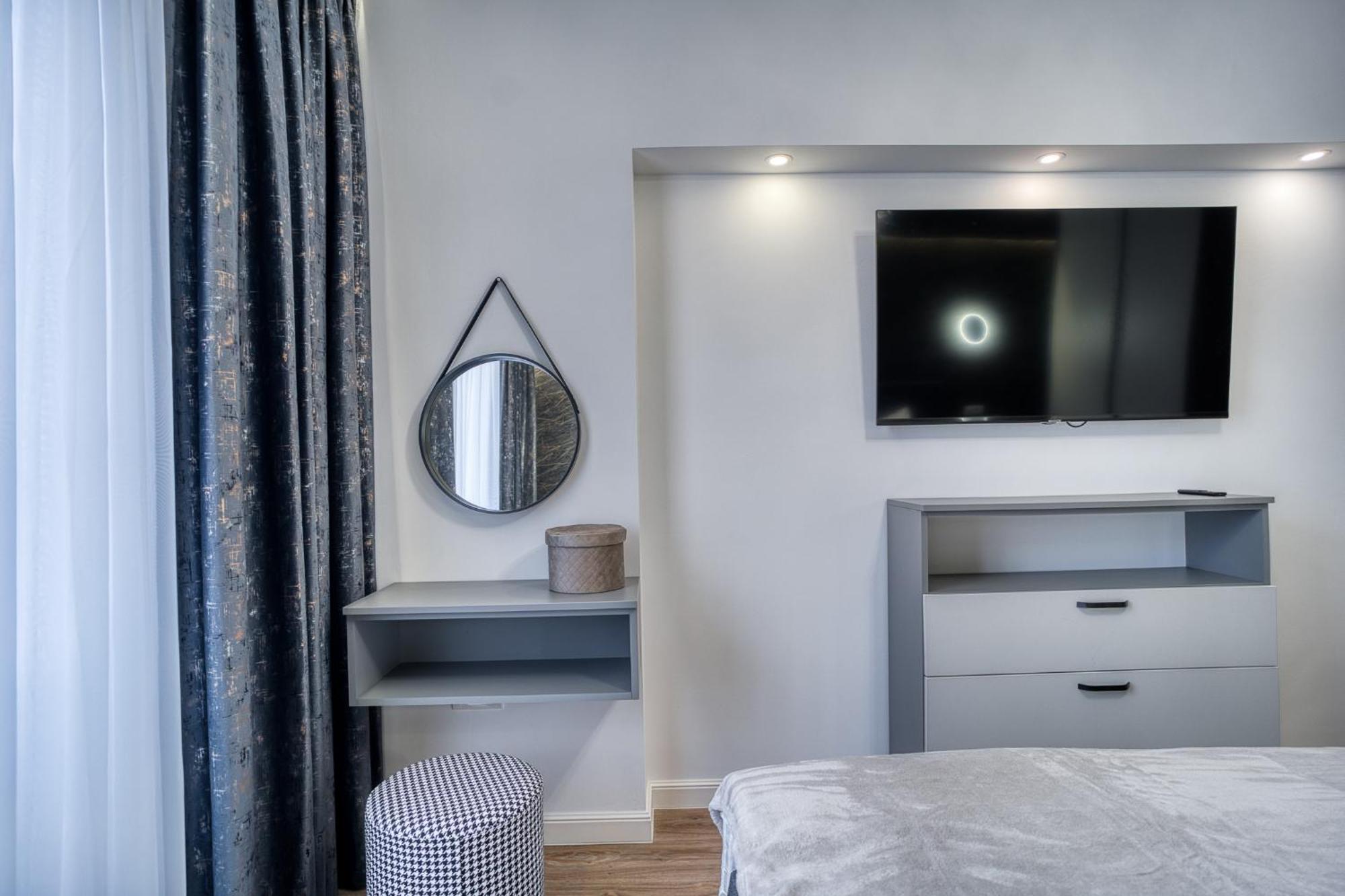 City Chic Retreat: Newly Renovated 1Br Apartment Bucureşti Exterior foto